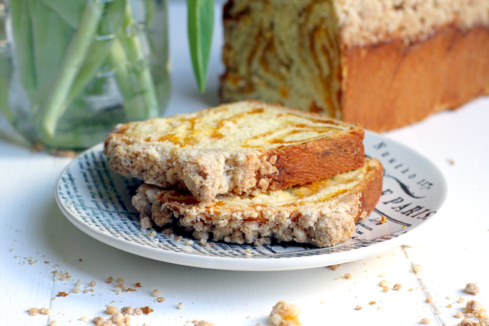 Apricot and Almond Babka_sliced