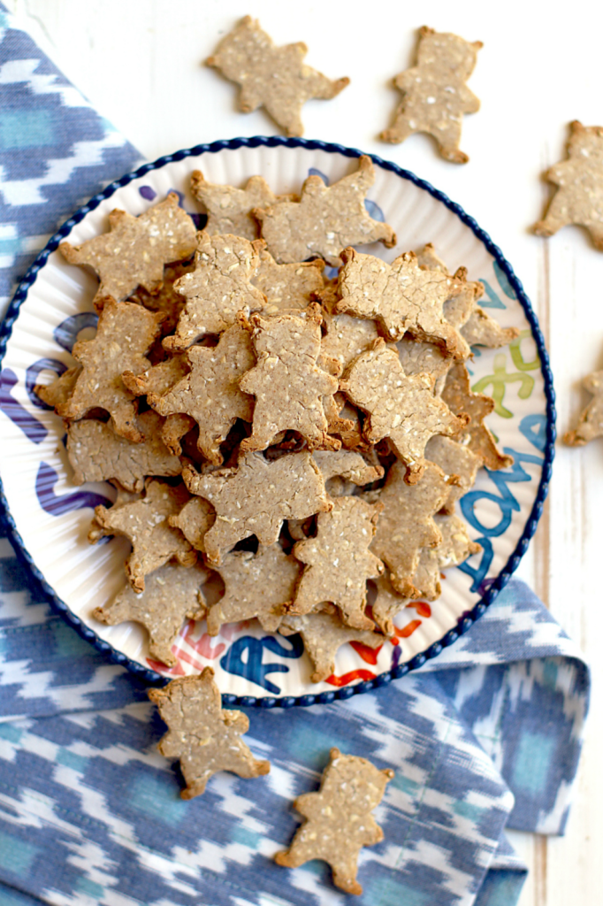 http://www.twoofakindcooks.com/wp-content/uploads/2015/08/Snickerdoodle-Bears-for-Dogs-682x1024.png