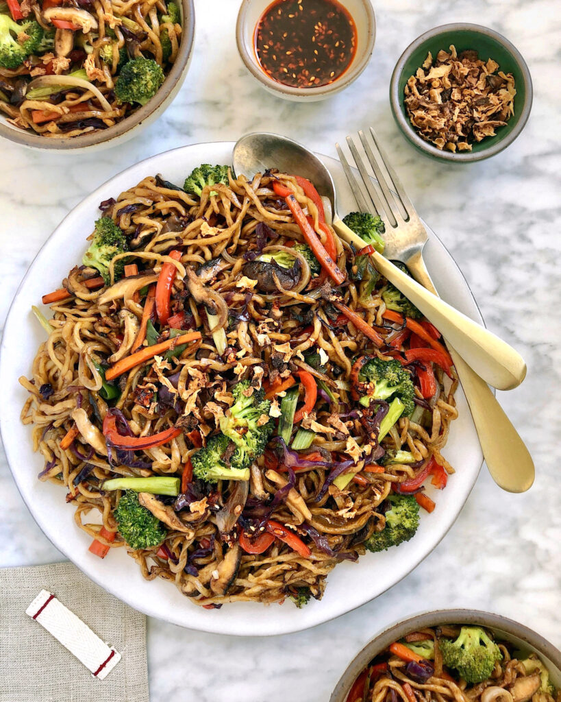 Image of plated vegetable lo mein.