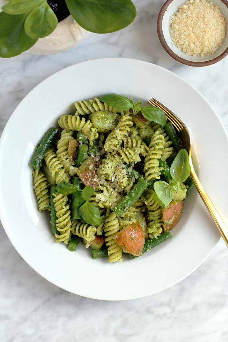 Pasta, Green Beans And Potatoes With Pesto - Two Of A Kind